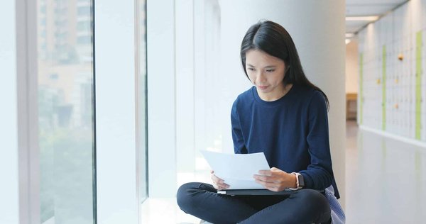 Quelles sont les étapes à suivre pour souscrire à une mutuelle étudiante ?